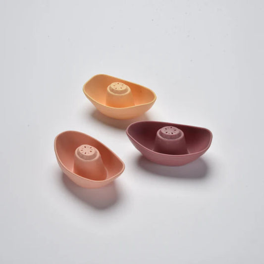 Stacking Boats by Jumini Baby